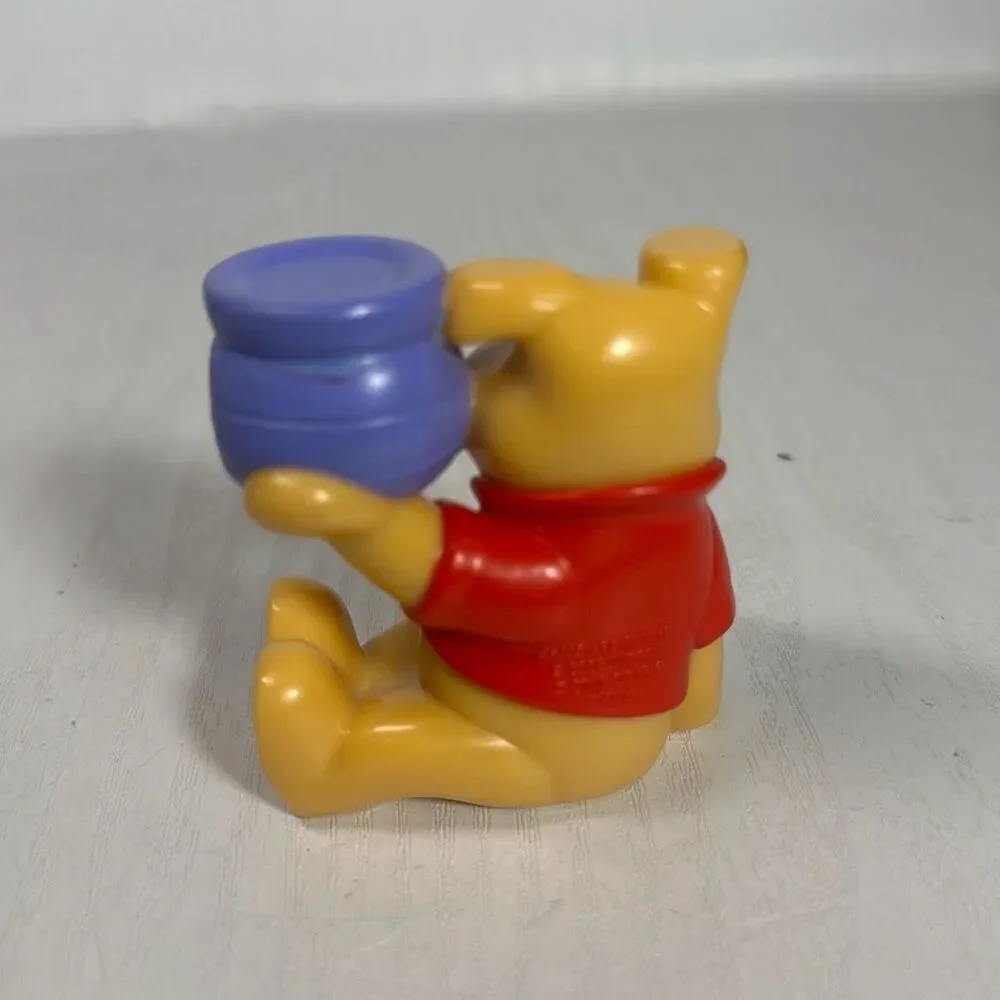 Winnie The Pooh 2.5” PVC Figure Cake Topper 2008 Mattel‎ P570S